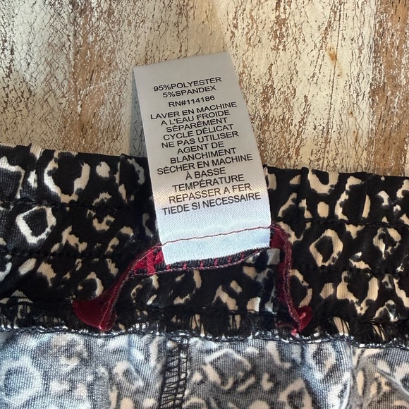 Love Scarlett L Paper Bag Black and White Leopard Print Pants - Picture 3 of 12